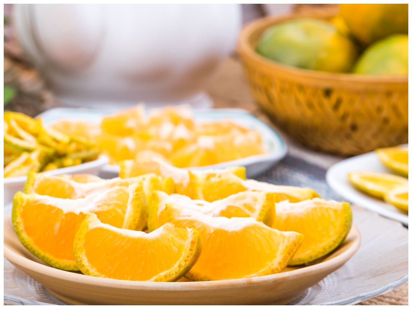 It is necessary to wash the fruit thoroughly before consumption. (Image via Vecteezy)